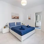 A25 - 5 Mins Walk To Valletta Ferry - Shopping Mall And Bay By Quicktrips Sliema