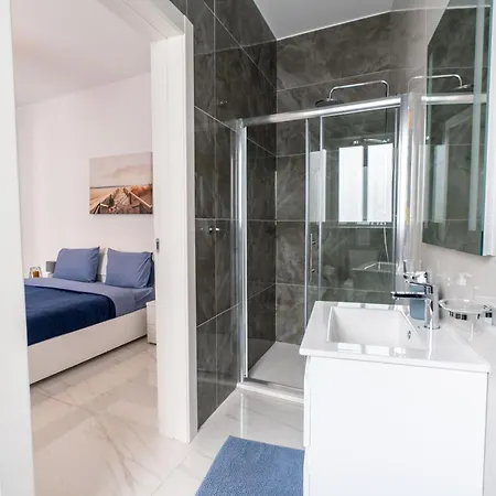 A25 - 5 Mins Walk To Valletta Ferry - Shopping Mall And Bay By Quicktrips Apartment Sliema