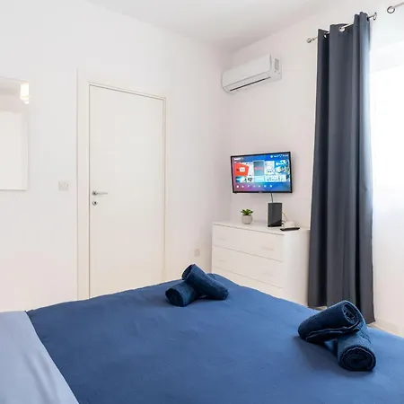 A25 - 5 Mins Walk To Valletta Ferry - Shopping Mall And Bay By Quicktrips *