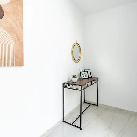 A25 - 5 Mins Walk To Valletta Ferry - Shopping Mall And Bay By Quicktrips Apartamento *