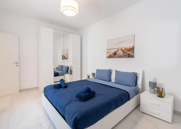 A25 - 5 Mins Walk To Valletta Ferry - Shopping Mall And Bay By Quicktrips