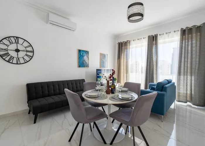 Appartamento A25 - 5 Mins Walk To Valletta Ferry - Shopping Mall And Bay By Quicktrips Sliema